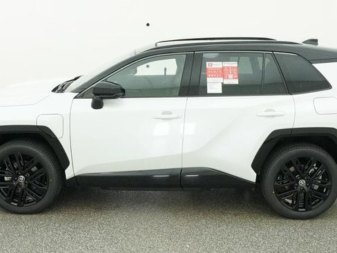 New 2026 Toyota RAV4 XSE AWD/4WD image 31