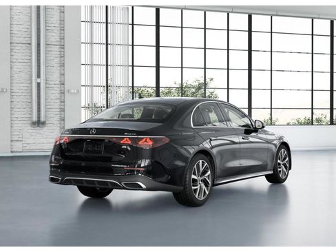 New 2026 Mercedes-Benz E 450 4MATIC Sedan image 24