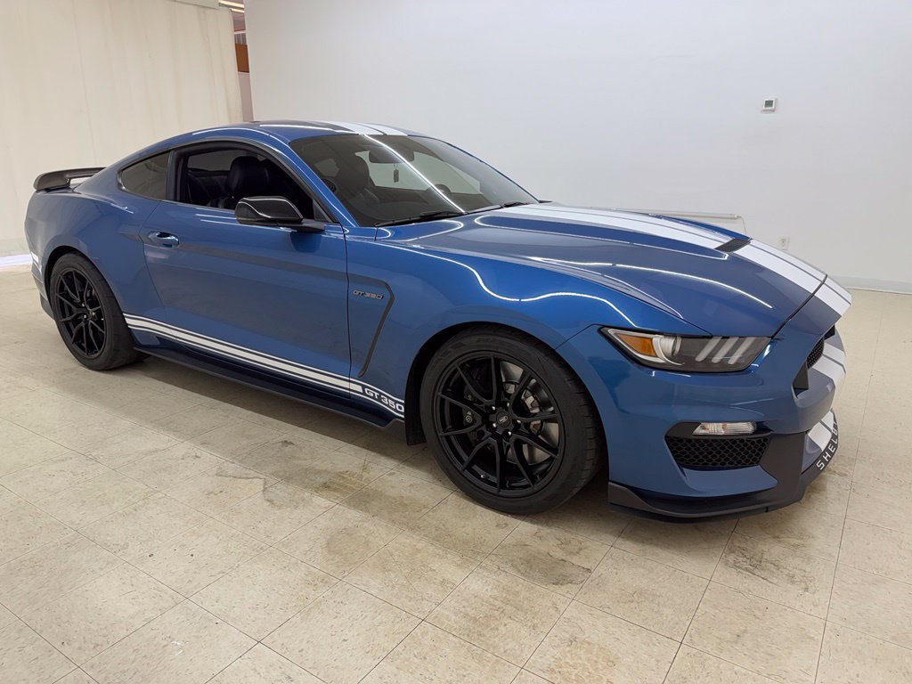 Used 2019 Ford Mustang Shelby GT350 w/ Technology Package RWD image 6