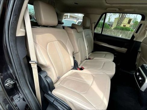 Used 2024 Ford Expedition Limited AWD/4WD image 20