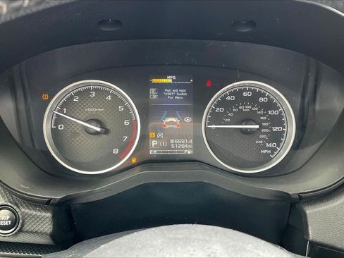 Used 2023 Subaru Forester Premium image 24