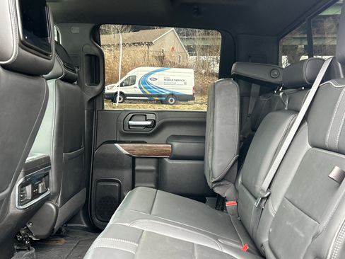 Used 2022 Chevrolet Silverado 2500 High Country image 25