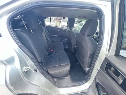 Used 2020 Mitsubishi Eclipse Cross LE FWD image 9