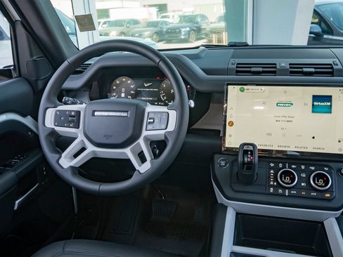New 2026 Land Rover Defender 110 X-Dynamic SE AWD/4WD image 37
