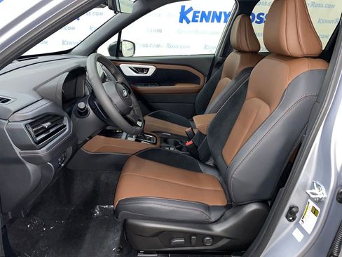 New 2025 Subaru Forester Touring image 7