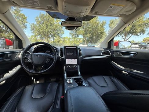 Used 2022 Ford Edge Titanium AWD/4WD image 19
