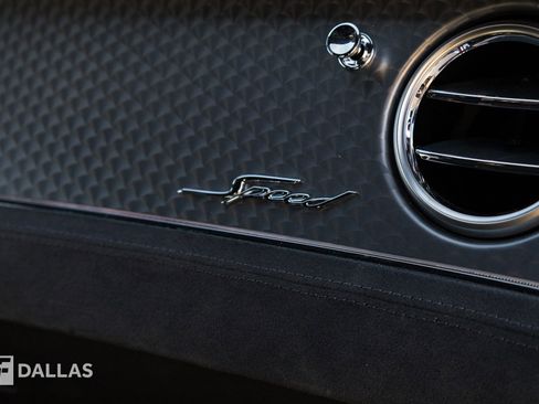 Used 2024 Bentley Continental GT Speed image 34