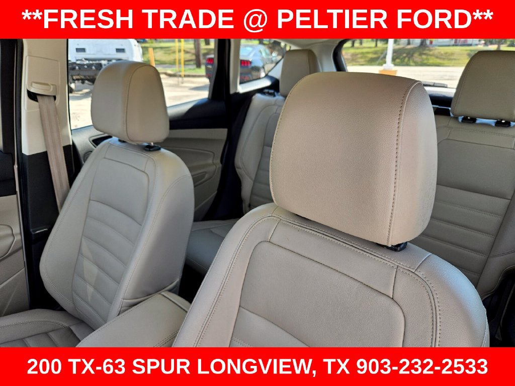 Used 2017 Ford C-MAX Titanium w/ Equipment Group 301A FWD image 17