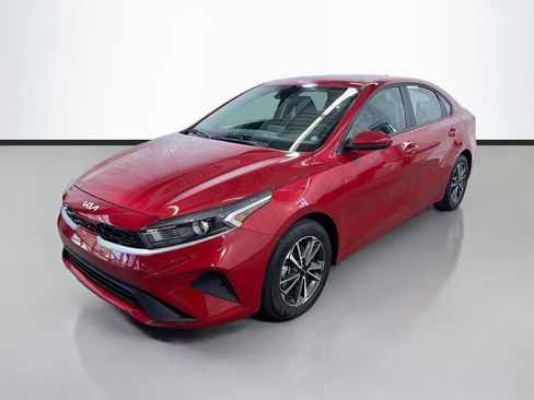 Used 2022 Kia Forte LXS FWD image 6