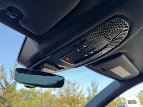 New 2025 Porsche Cayenne E-Hybrid Coupe AWD/4WD image 17