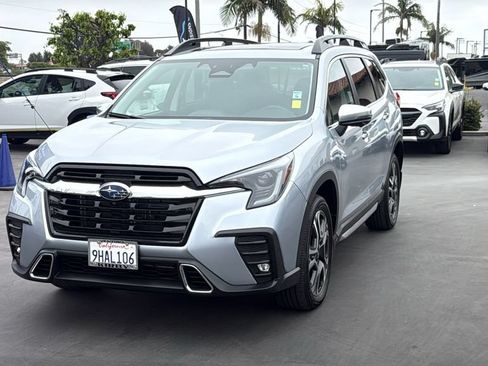 Certified 2023 Subaru Ascent Touring AWD/4WD image 3