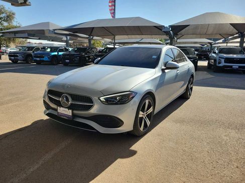 Used 2025 Mercedes-Benz C 300 Sedan image 4