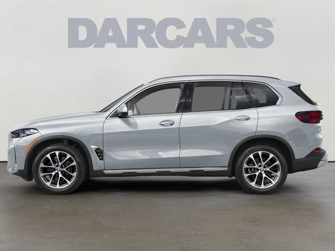 New 2026 BMW X5 M60i w/ Executive Package image 2