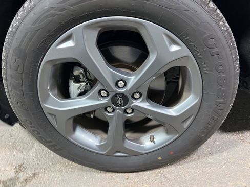 Used 2024 Ford Escape ST-Line image 36