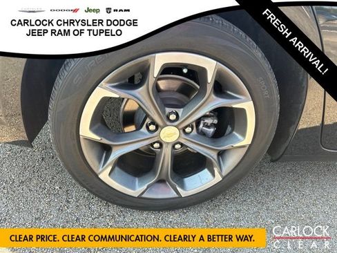 Used 2022 Chevrolet Malibu LT FWD image 11