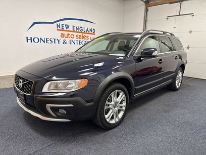 Used 2016 Volvo XC70 T5 Premier w/ Proximity Package