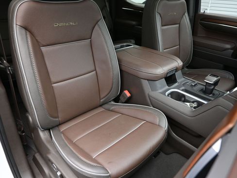 Used 2024 GMC Sierra 1500 Denali w/ Denali Reserve Package image 42