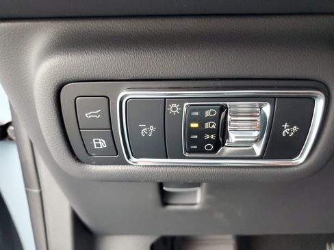 New 2026 Lincoln Nautilus Reserve w/ Jet Appearance Package AWD/4WD image 14
