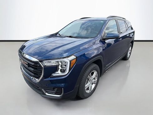 Used 2022 GMC Terrain SLE w/ Driver Convenience Package AWD/4WD image 5
