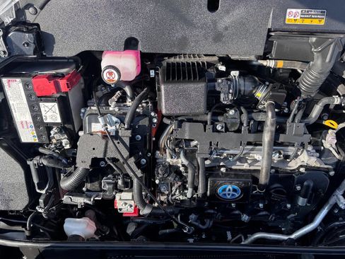 Used 2023 Toyota Corolla SE image 26