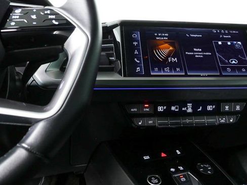 Used 2023 Audi Q4 e-tron Premium Plus w/ Premium Plus image 12