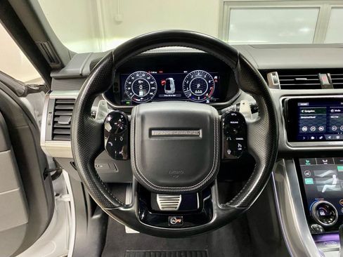 Used 2022 Land Rover Range Rover Sport SVR AWD/4WD image 17