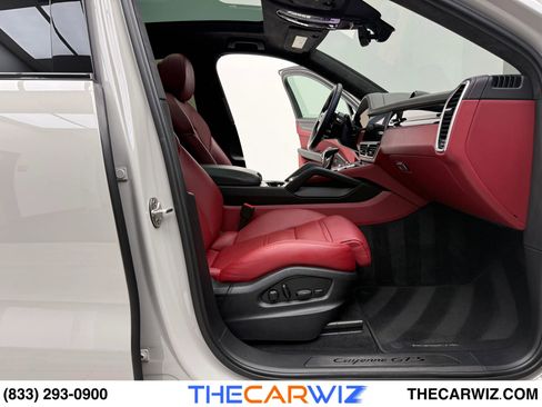 Used 2023 Porsche Cayenne GTS image 65