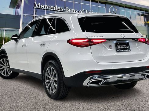 Certified 2024 Mercedes-Benz GLC 300 4MATIC image 2