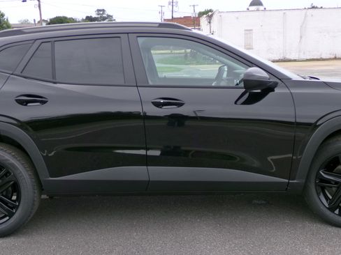 New 2026 Chevrolet Trax ACTIV w/ Driver Confidence Package FWD image 5