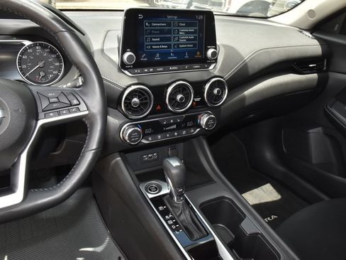 Used 2022 Nissan Sentra SV w/ All-Weather Package FWD image 25