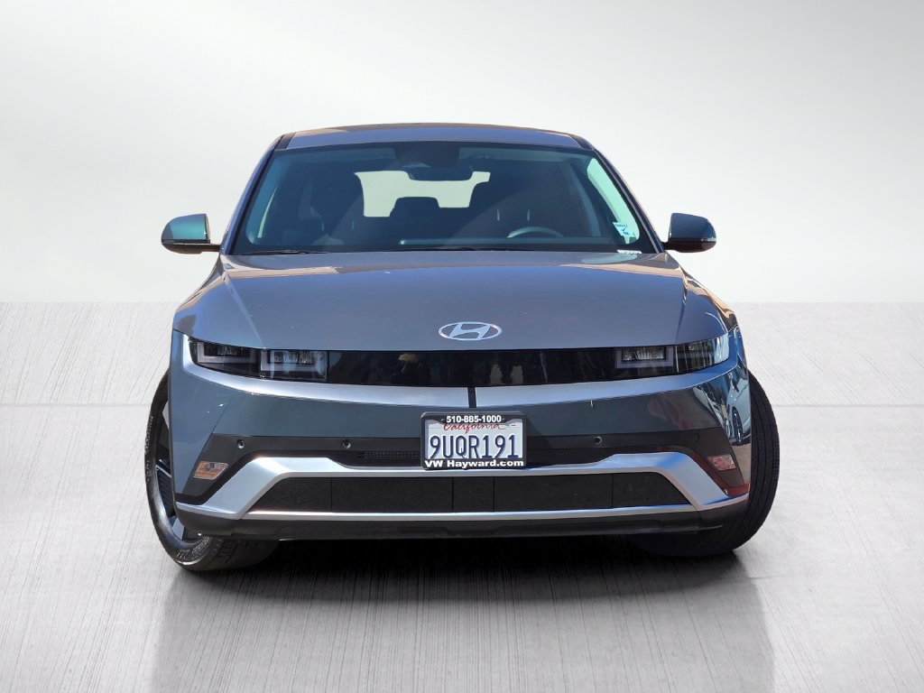 Used 2025 Hyundai Ioniq 5 SE RWD image 3