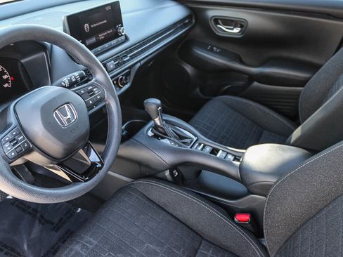 Certified 2023 Honda HR-V LX image 18