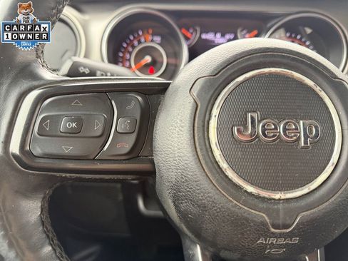 Used 2019 Jeep Wrangler Sport image 22