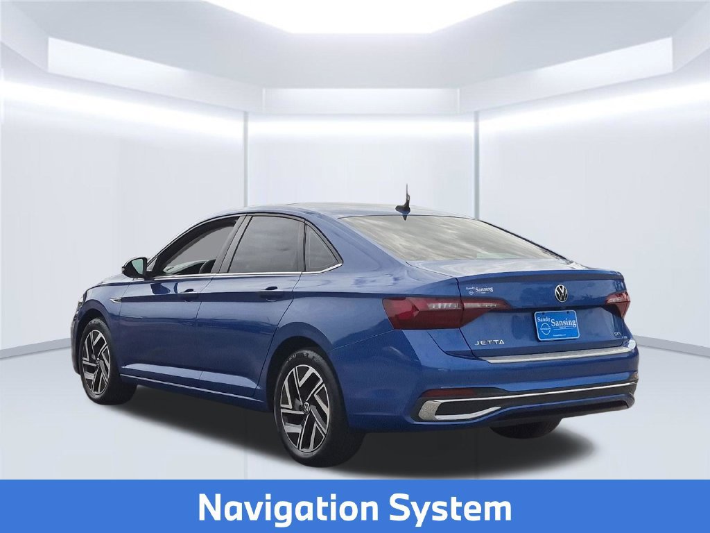 Used 2022 Volkswagen Jetta SEL FWD image 3