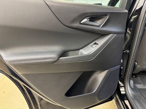 Used 2026 Chevrolet Equinox LT w/ Safety and Technology Package image 15