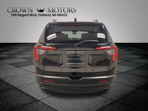 Certified 2023 GMC Acadia SLT w/ Elevation Edition image 5
