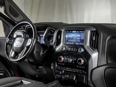 Used 2021 GMC Sierra 2500 Denali w/ Denali Ultimate Package AWD/4WD image 23