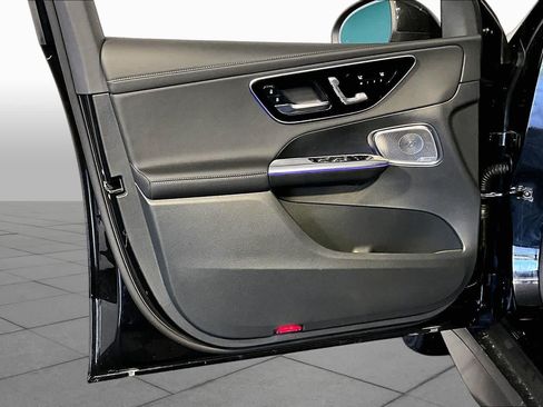 New 2026 Mercedes-Benz GLC 300 4MATIC image 11