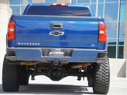Used 2017 Chevrolet Silverado 1500 LT w/ All Star Edition AWD/4WD image 11