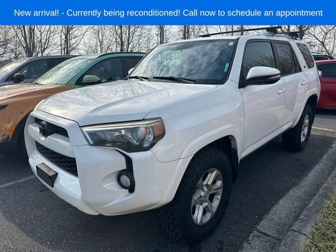 Used 2014 Toyota 4Runner SR5 Premium image 1