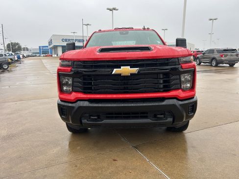 Used 2024 Chevrolet Silverado 3500 W/T image 3