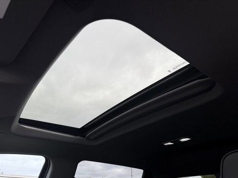 Used 2024 GMC Sierra 2500 Denali w/ Denali Reserve Package image 56