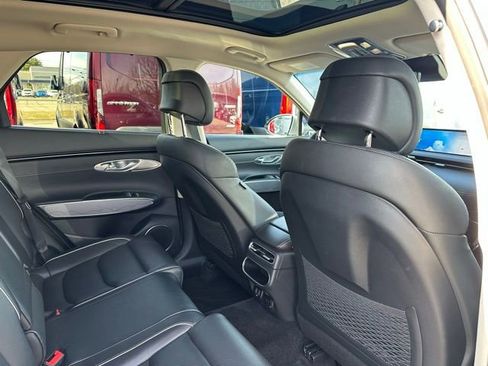 Used 2023 Genesis GV70 2.5T w/ Advanced Package image 24