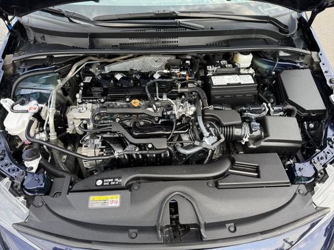 Used 2025 Toyota Corolla LE FWD image 30