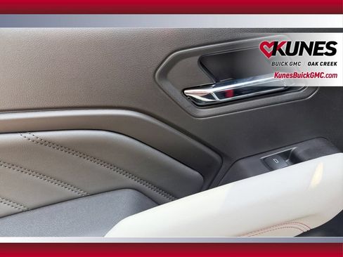 Used 2026 GMC Canyon AT4X w/ LPO, Black Badging Package AWD/4WD image 18