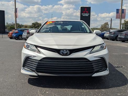 Used 2023 Toyota Camry XLE image 8