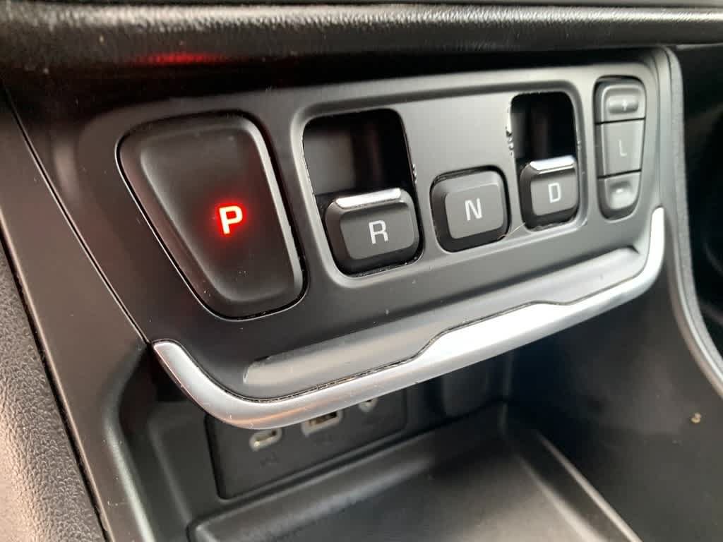 Used 2019 GMC Terrain SLE w/ Driver Convenience Package FWD image 26