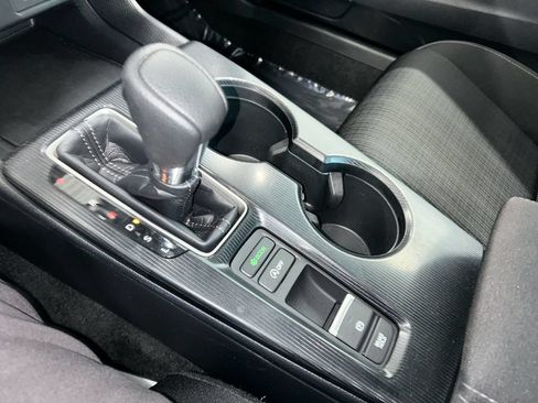 Used 2023 Honda Civic LX image 30