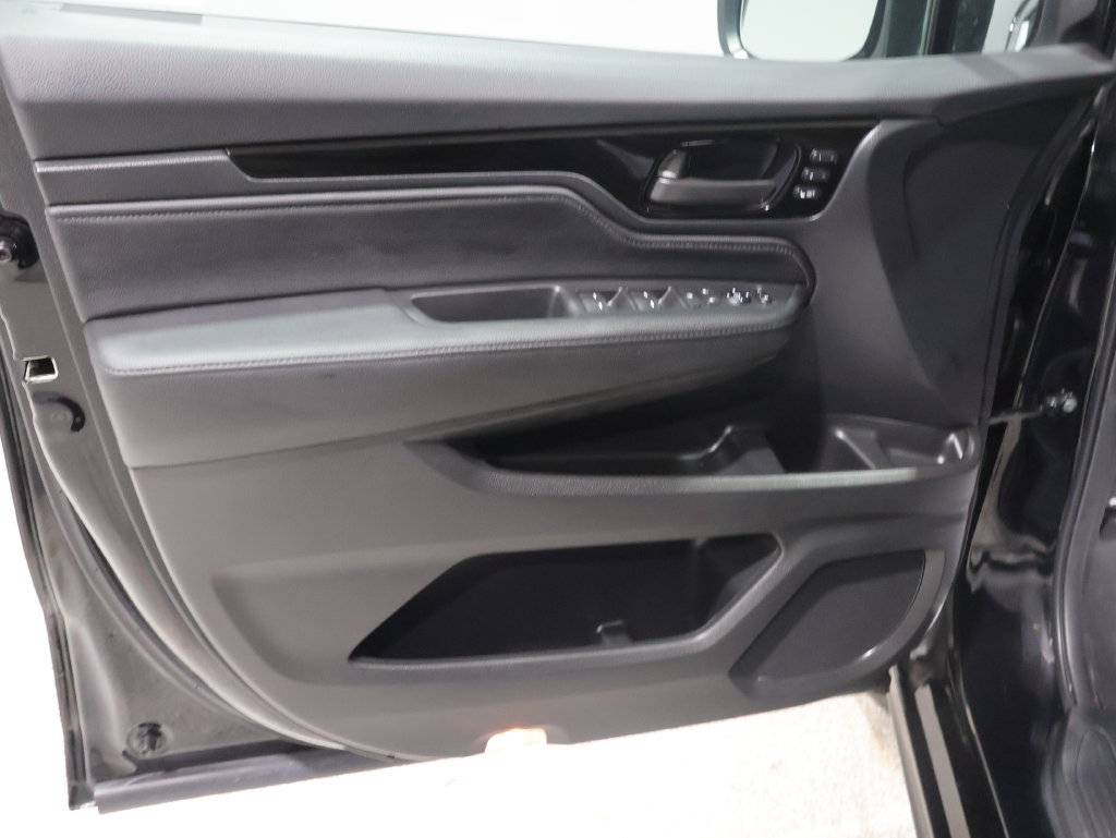Used 2026 Honda Odyssey Touring image 13