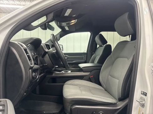 Used 2022 RAM 1500 Big Horn AWD/4WD image 10